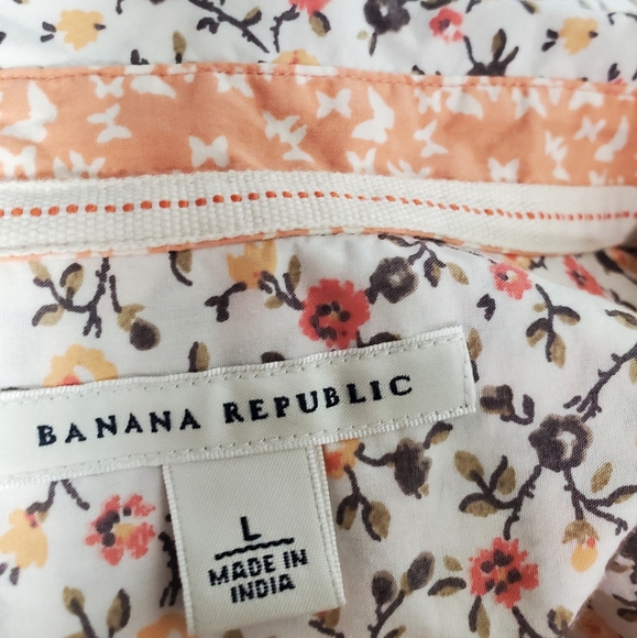 Banana Republic Large - Picture 9 of 9